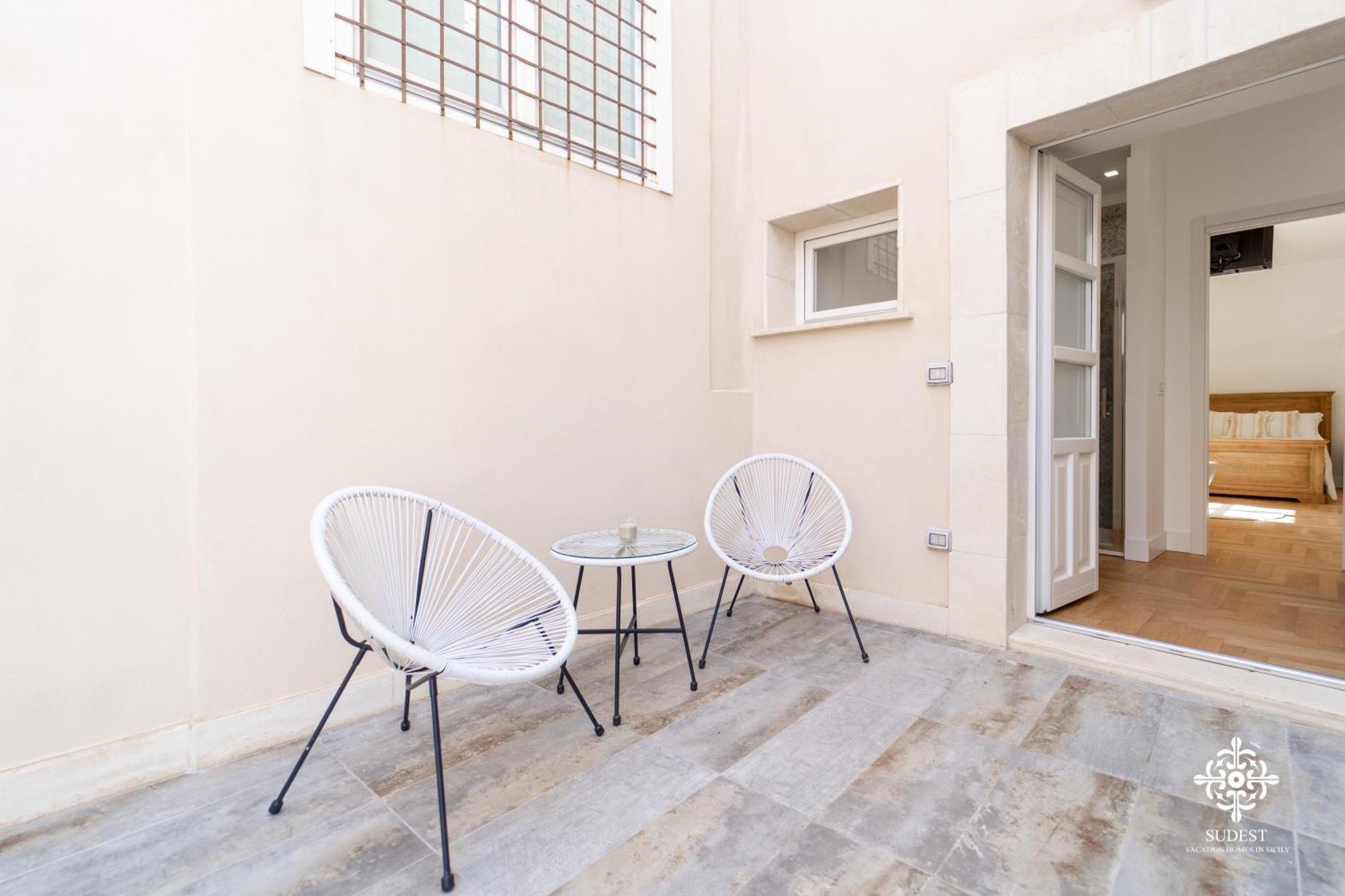 시라쿠사 Residenza Dumah - Elegante Dimora In Centro 아파트 외부 사진