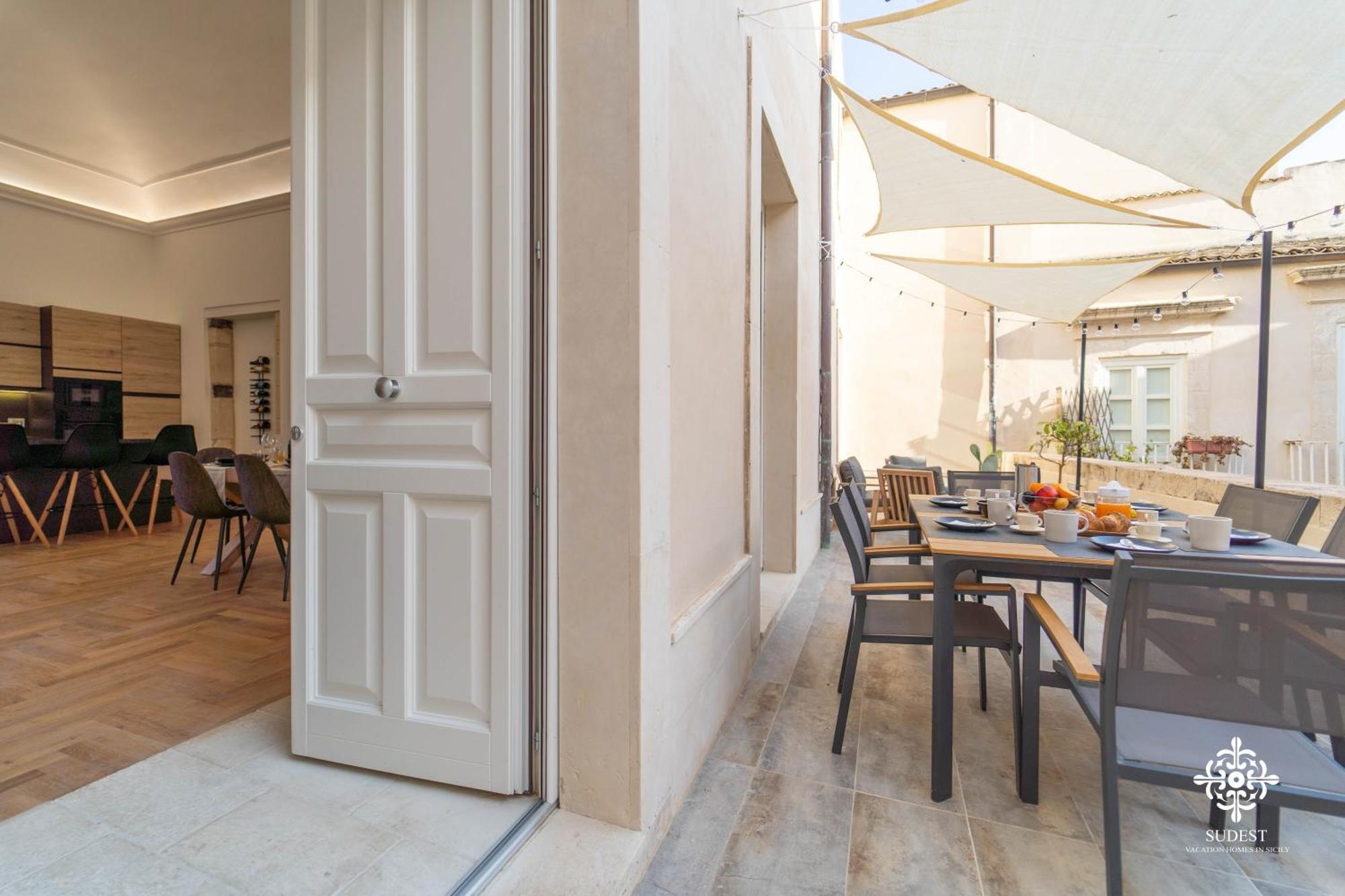 시라쿠사 Residenza Dumah - Elegante Dimora In Centro 아파트 외부 사진