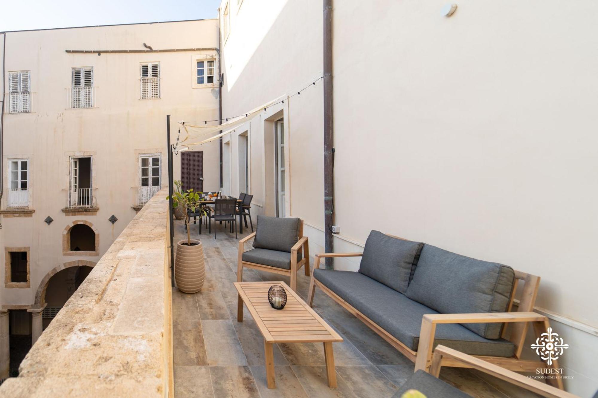 시라쿠사 Residenza Dumah - Elegante Dimora In Centro 아파트 외부 사진